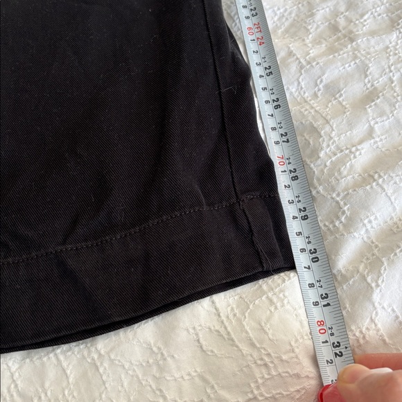 Everlane The Trouser In Buttersoft Black
size 10
NWT
Casual effortless - Picture 16 of 17